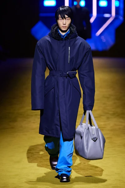 Look 42